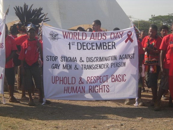 World AID Day December 1st 2014, Port Moresby celebrations. Jack Pidik Part 5 Mile. 